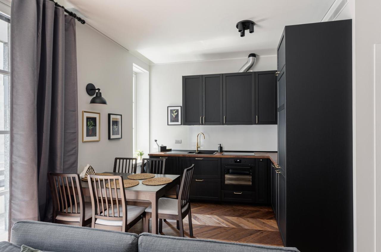Wide And Bright Two Bedroom Apartment- Via Freguglia ミラノ エクステリア 写真