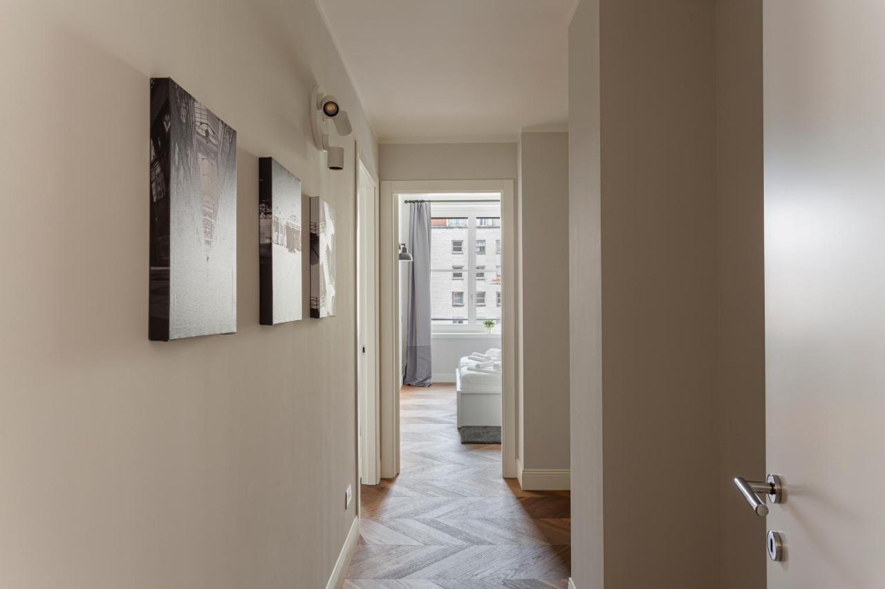 Wide And Bright Two Bedroom Apartment- Via Freguglia ミラノ エクステリア 写真
